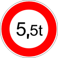 Access prohibited to vehicles whose total weight with or without load exceeds the indicated weight here 5.5 tons
